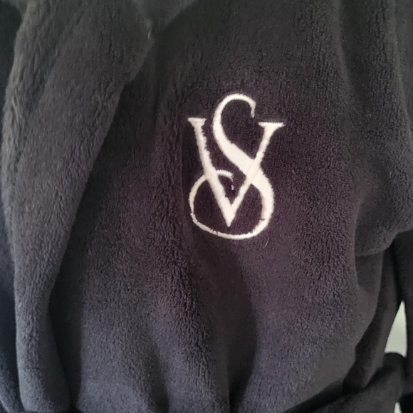 Victoria Secret Plush Sherpa Fleece Lined Hooded Sleep Robe - Picture 2 of 10